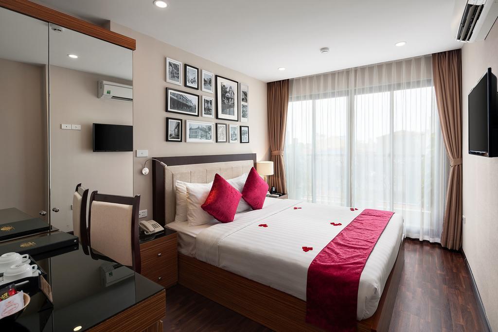 Golden Moon Suite Hotel Hanoi Buitenkant foto